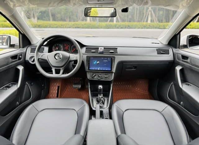 
								Volkswagen Polo (V), 2022 full									