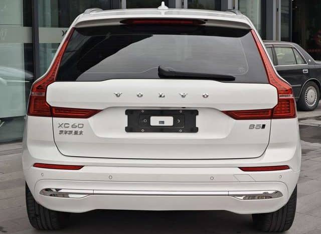 
								Volvo XC60, 2023 full									