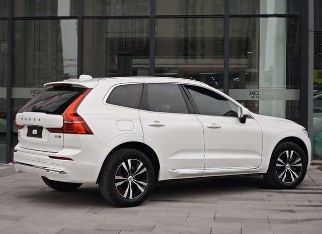 
								Volvo XC60, 2023 full									