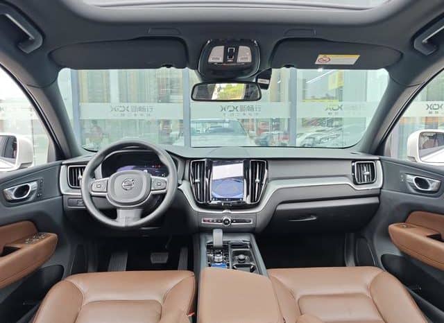
								Volvo XC60, 2023 full									