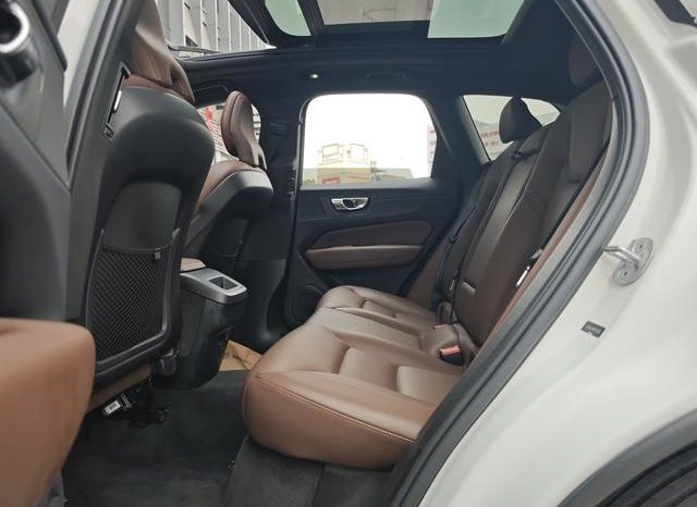 
								Volvo XC60, 2023 full									