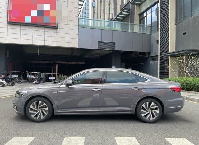 
								Volkswagen Passat Hybrid, 2020 full									