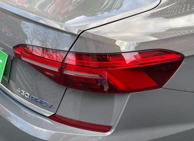 
								Volkswagen Passat Hybrid, 2020 full									