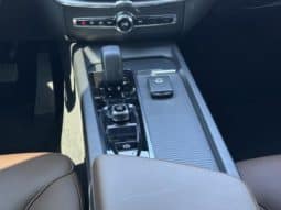 
										Volvo XC60, 2023 full									