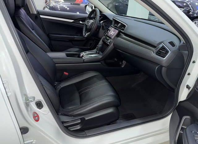 
								Honda Civic, 2020 full									