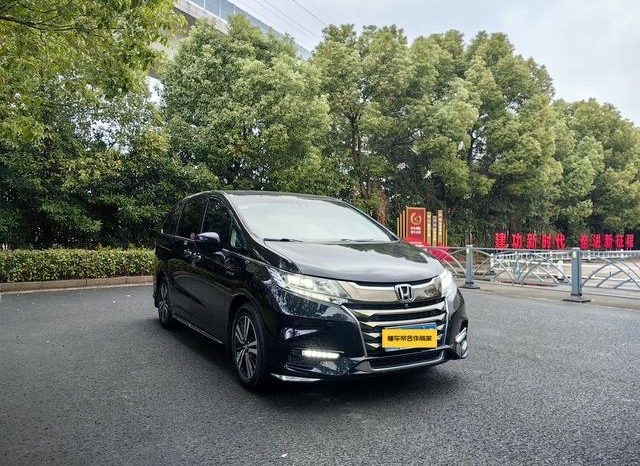 
								Honda Odyssey, 2021 full									