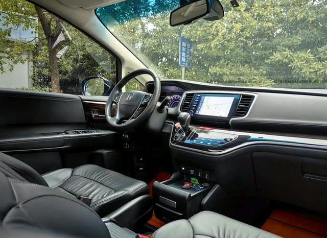 
								Honda Odyssey, 2021 full									