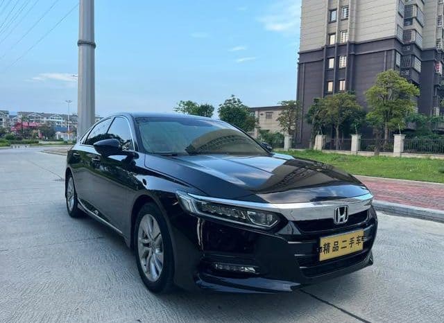 
								Honda Accord, 2020 full									
