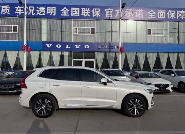 
								Volvo XC60, 2023 full									