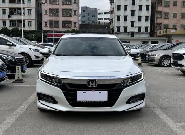 
								Honda Accord, 2020 full									