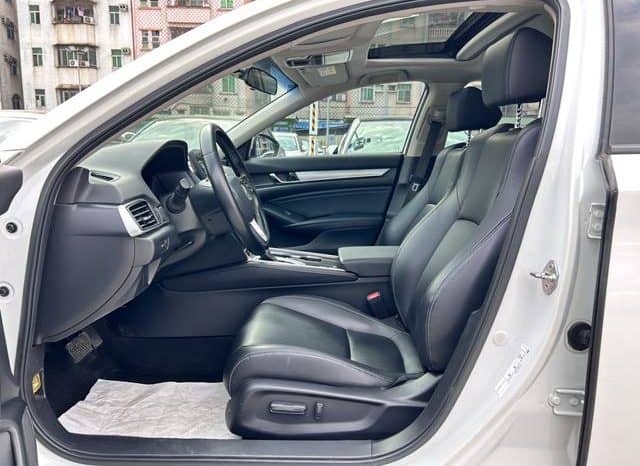 
								Honda Accord, 2020 full									