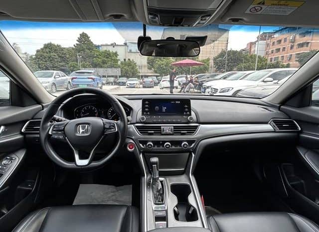 
								Honda Accord, 2020 full									