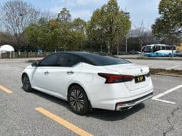 
										Nissan Altima (VI), 2023 full									