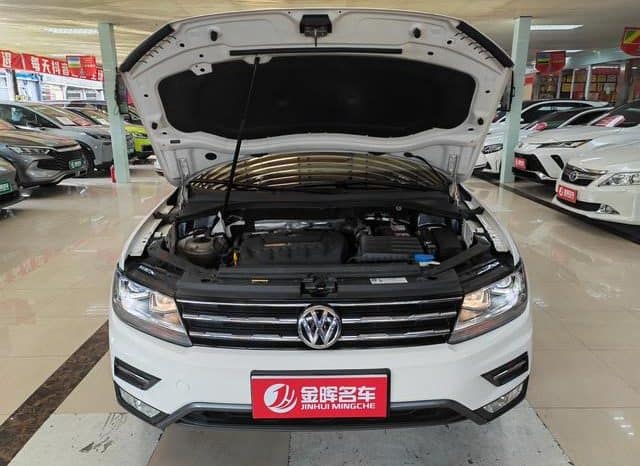 
								Volkswagen Tiguan L, 2020 full									