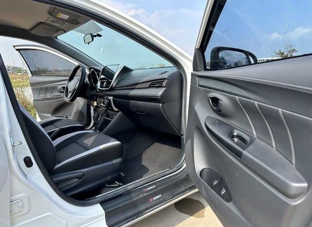 
								Toyota Yaris (IV), 2020 full									