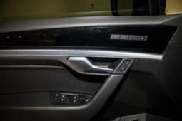 
										Volkswagen Touareg, 2020 full									