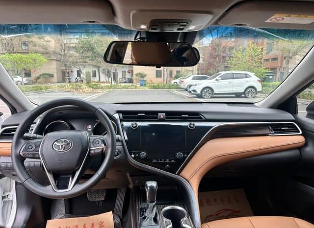 
								Toyota Camry, 2020 full									