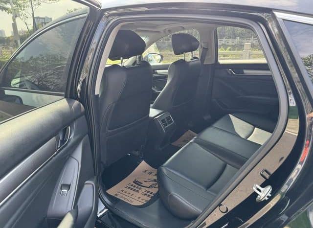 
								Honda Accord, 2020 full									