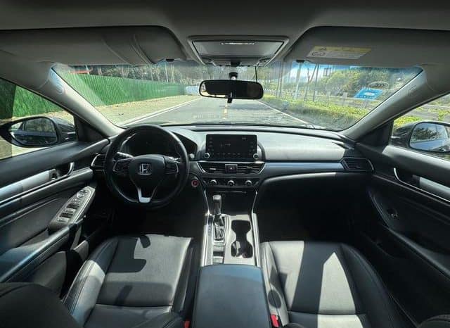 
								Honda Accord, 2020 full									