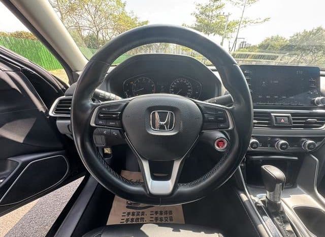 
								Honda Accord, 2020 full									