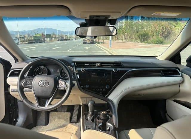 
								Toyota Camry, 2021 full									