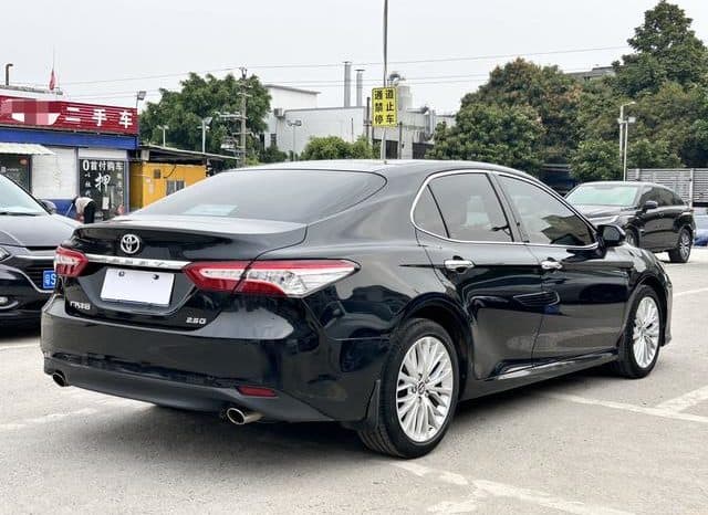 
								Toyota Camry, 2020 full									