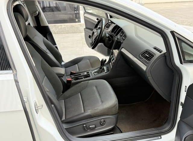 
								Volkswagen Golf 280 TSI, 2020 full									