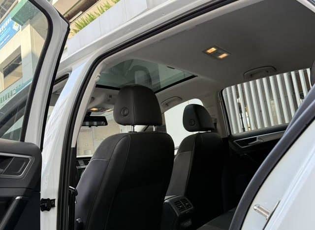 
								Volkswagen Golf 280 TSI, 2020 full									