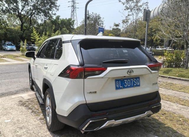 
								Toyota RAV4 (IV), 2021 full									