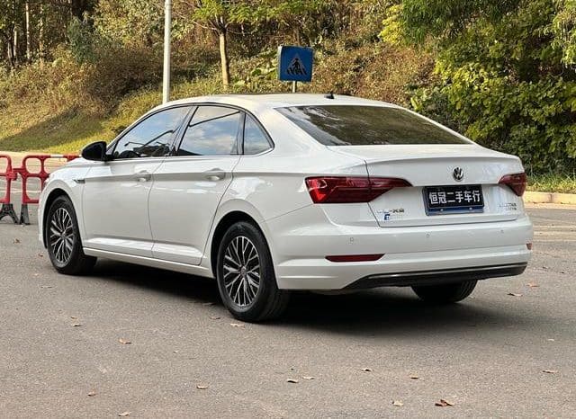 
								Volkswagen Jetta, 2020 full									