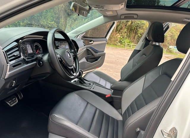
								Volkswagen Jetta, 2020 full									