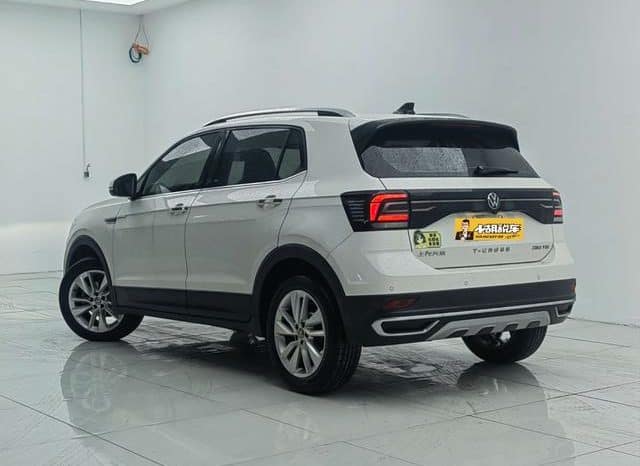 
								Volkswagen T-Cross, 2022 full									