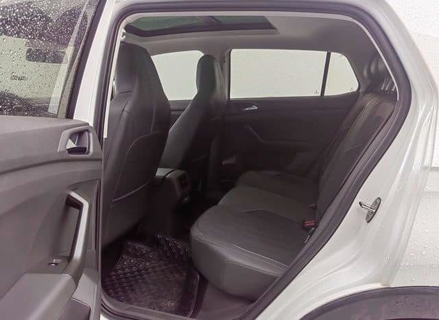 
								Volkswagen T-Cross, 2022 full									