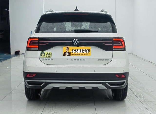 
								Volkswagen T-Cross, 2022 full									