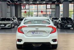 
										Honda Civic, 2021 full									