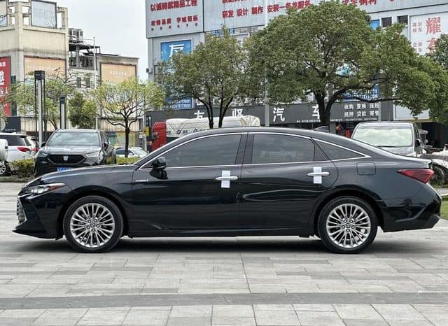 
								Toyota Avalon, 2022 full									