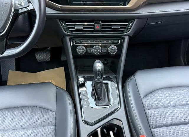 
								Volkswagen Tharu, 2020 full									