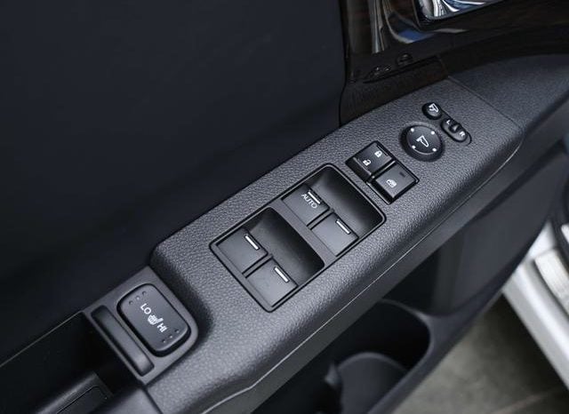 
								Honda Odyssey, 2021 full									