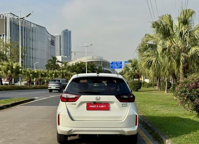 
								Honda Fit (IV), 2021 full									