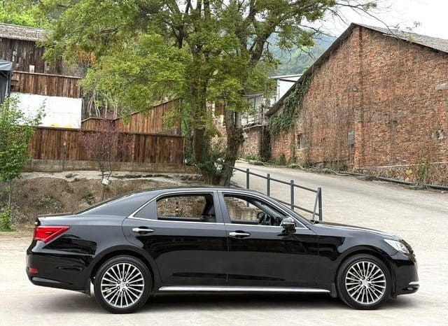 
								Toyota Crown, 2020 full									