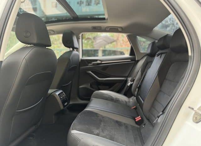 
								Volkswagen Jetta, 2020 full									