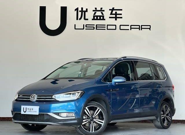 67d84e74794a6 Volkswagen Touran L, 2020