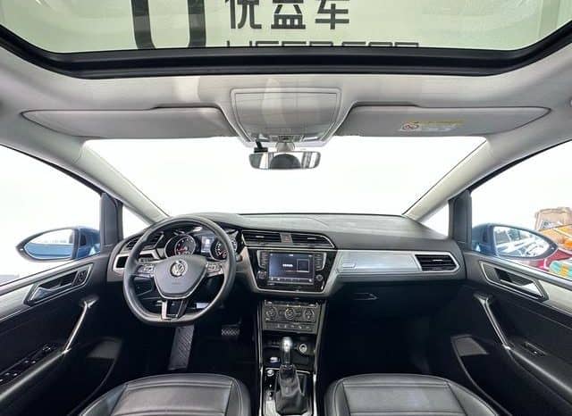 
								Volkswagen Touran L, 2020 full									