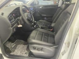 
										Volkswagen T-Roc, 2022 full									
