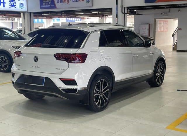 
								Volkswagen T-Roc, 2022 full									