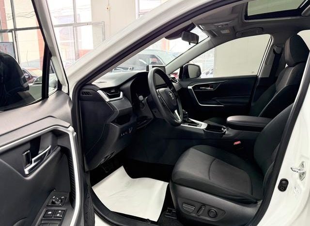 
								Toyota RAV4 (IV), 2021 full									
