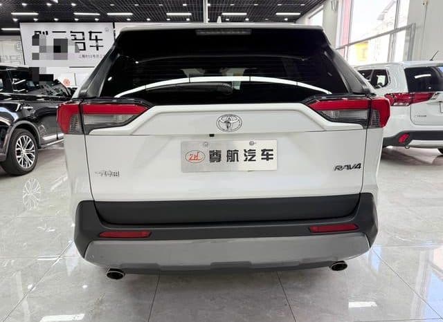 
								Toyota RAV4 (IV), 2021 full									