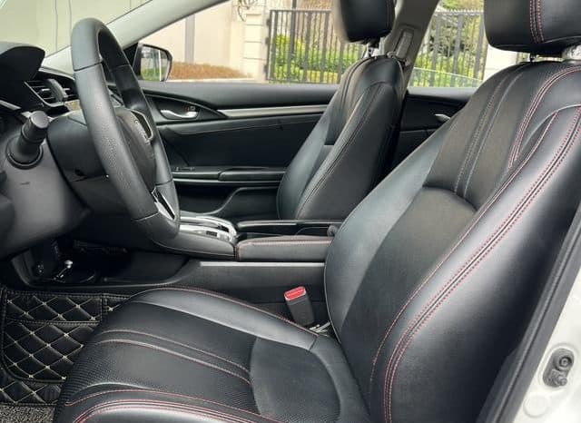
								Honda Civic, 2020 full									