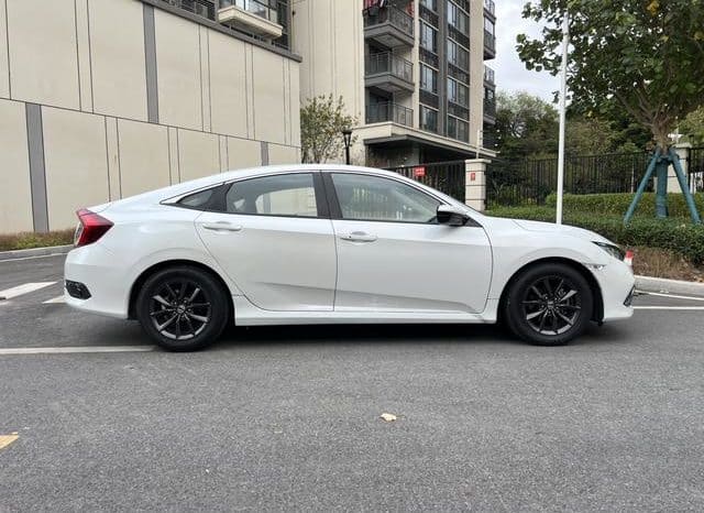 
								Honda Civic, 2020 full									