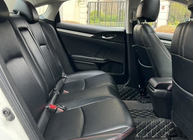 
								Honda Civic, 2020 full									